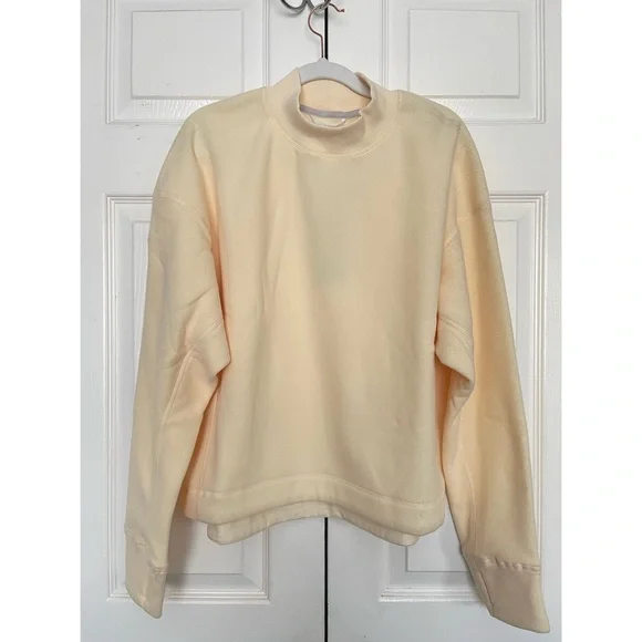 NEW Hoka Fleece Women’s Crewneck - Picture 3 of 10